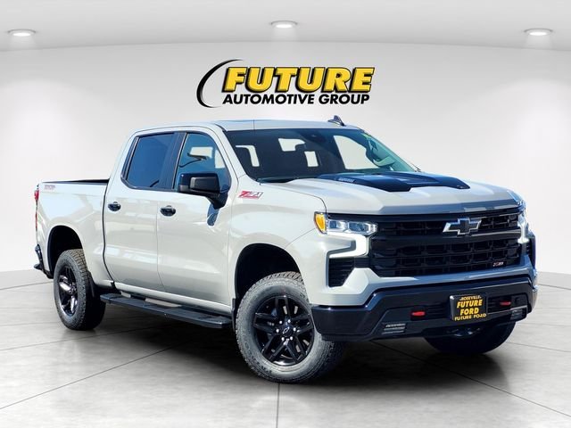 Used 2024  Chevrolet LT Trail Boss image 1