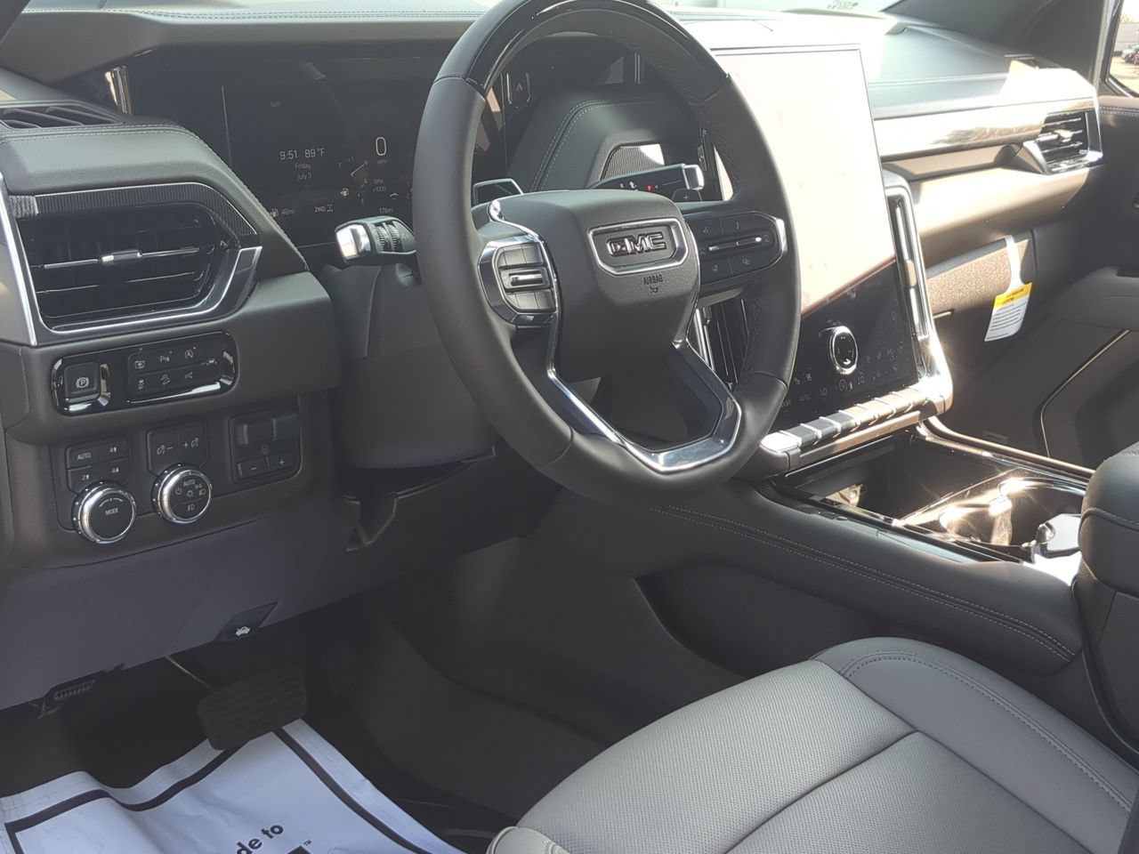 New 2026 Sterling Metallic GMC Elevation image 10
