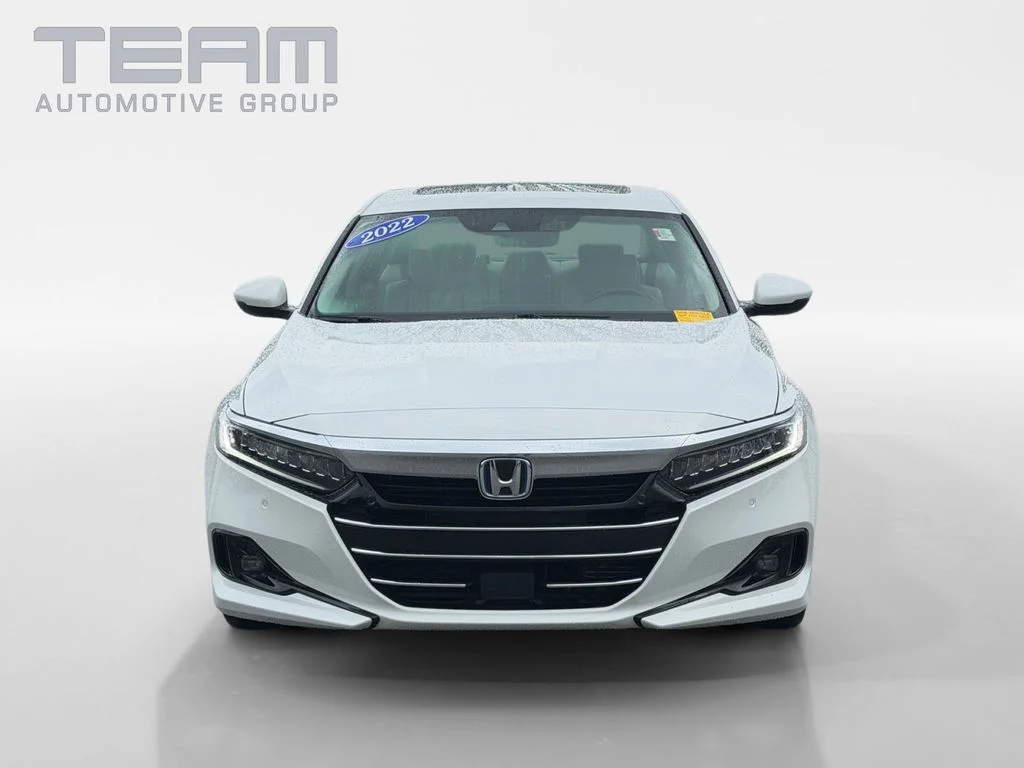 Used 2022 White Honda Touring image 2