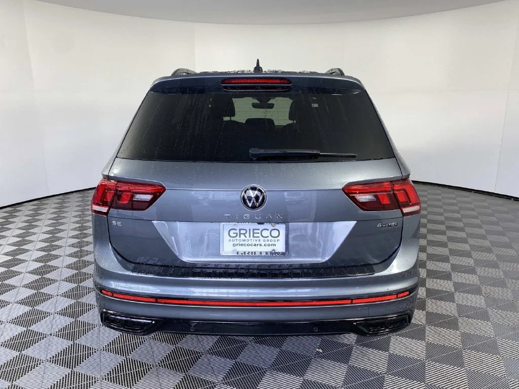 Used 2023 Platinum Gray Metallic Volkswagen 2.0T SE R-Line Black image 7