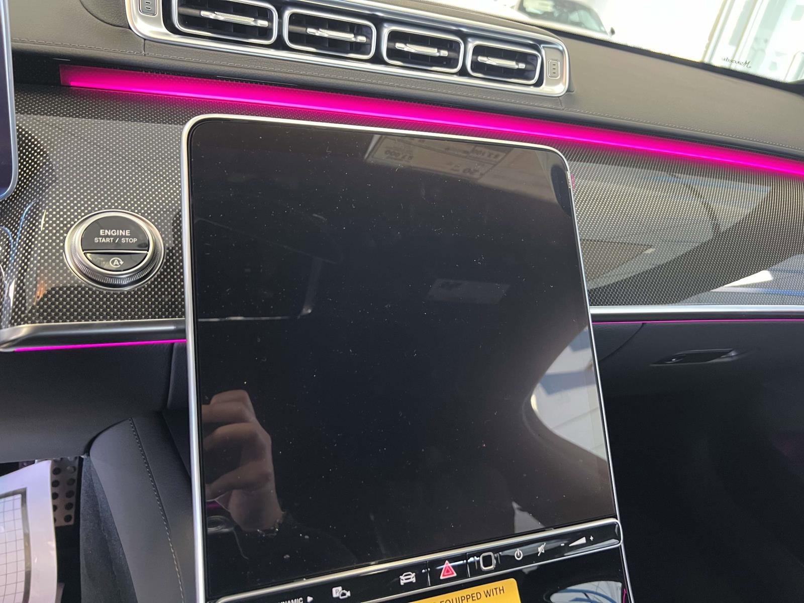 New 2026 MANUFAKTUR Moonlight White Metallic Mercedes-Benz S 580 image 57