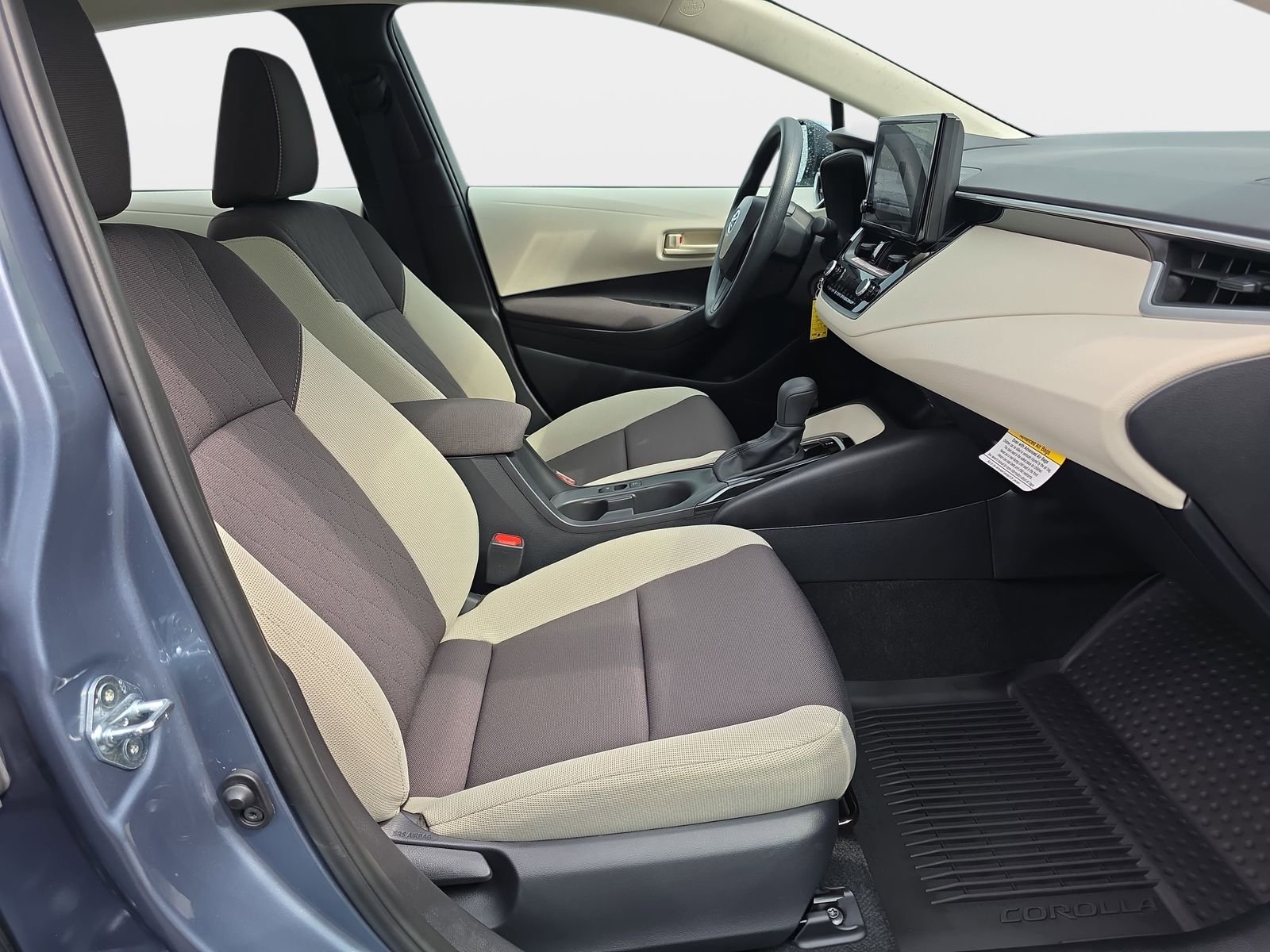 Used 2026  Toyota LE image 10
