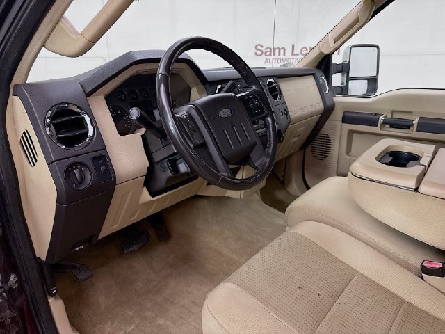 Used 2010 Red Ford  image 9