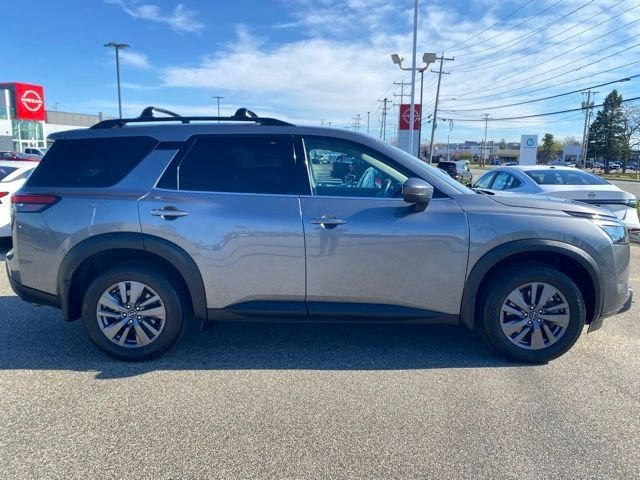 Used 2023 Gray Nissan SV image 28