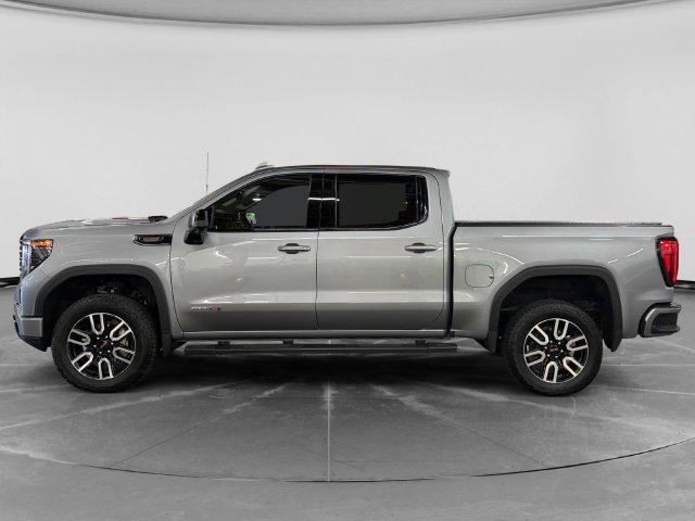 Used 2025 Sterling Metallic GMC AT4 image 6