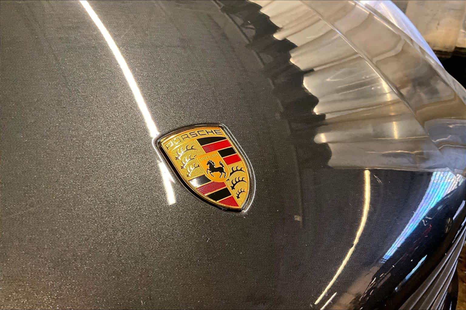 Used 2021 Volcano Grey Metallic Porsche  image 30