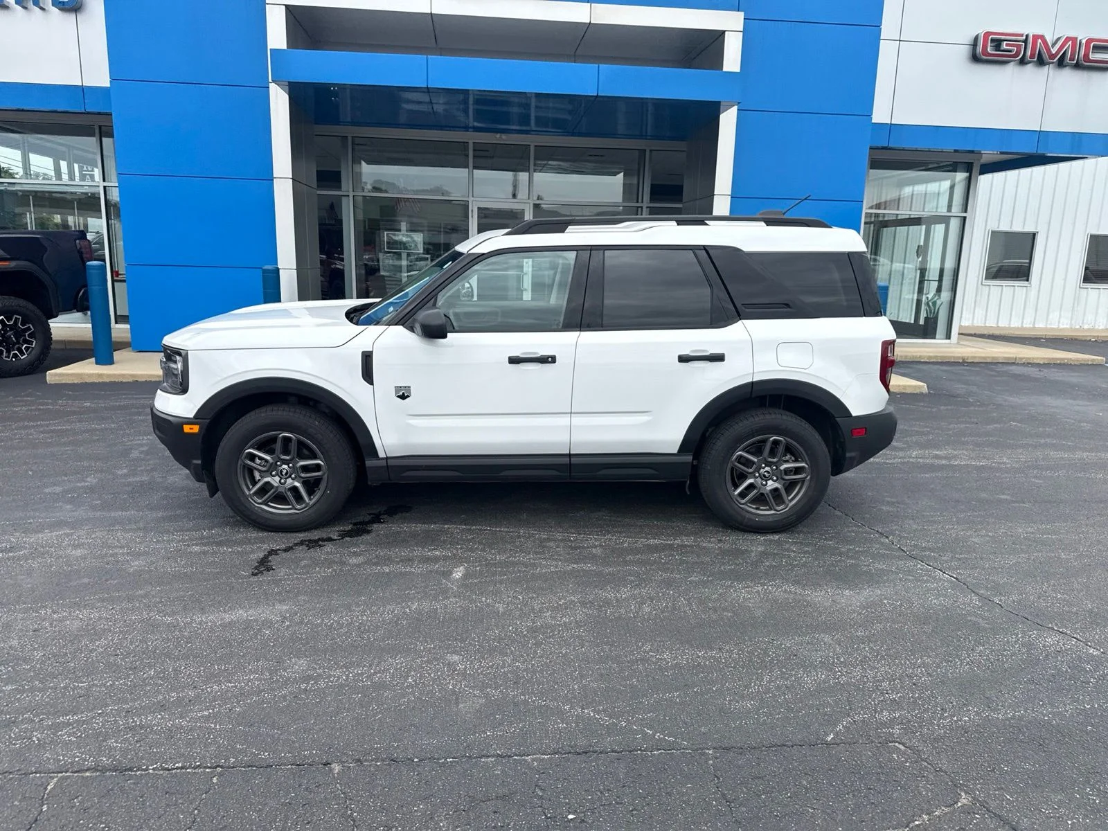 Used 2025 White Ford Big Bend image 4