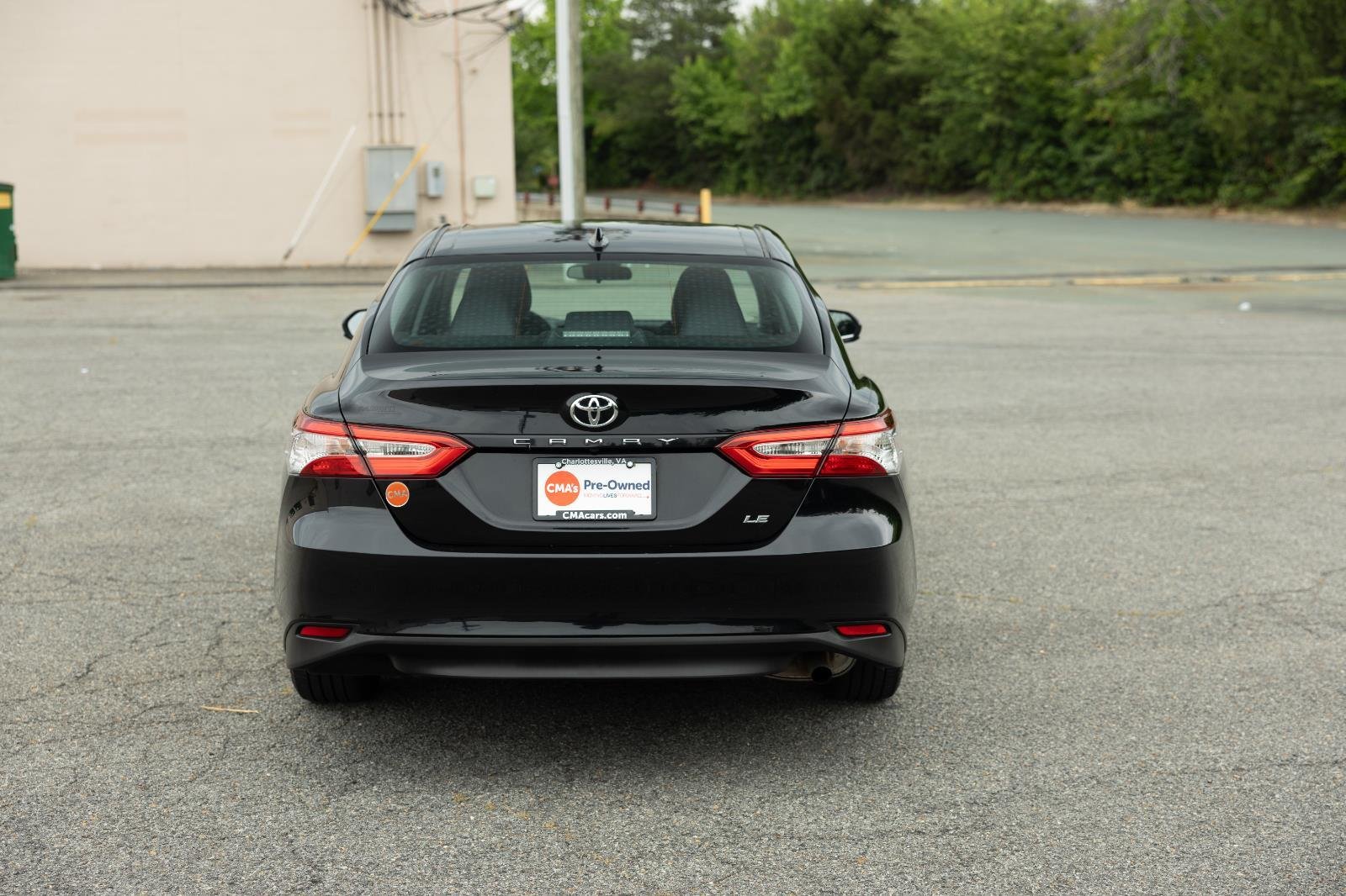 Used 2020 Midnight Black Metallic Toyota LE image 3