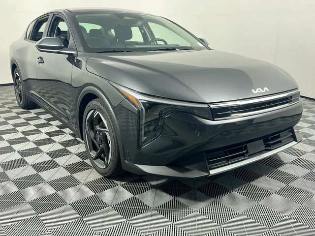 2026 Kia K4 EX