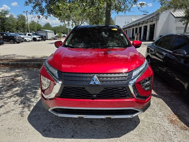Used 2023 Red Mitsubishi  image 2
