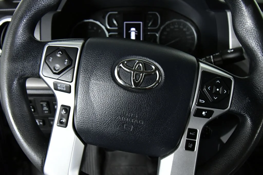2019 Toyota Tundra SR5 - Photo 2
