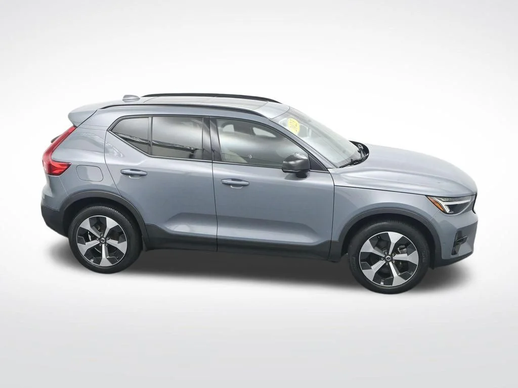 Certified Used 2023 Blue Volvo Ultimate image 32