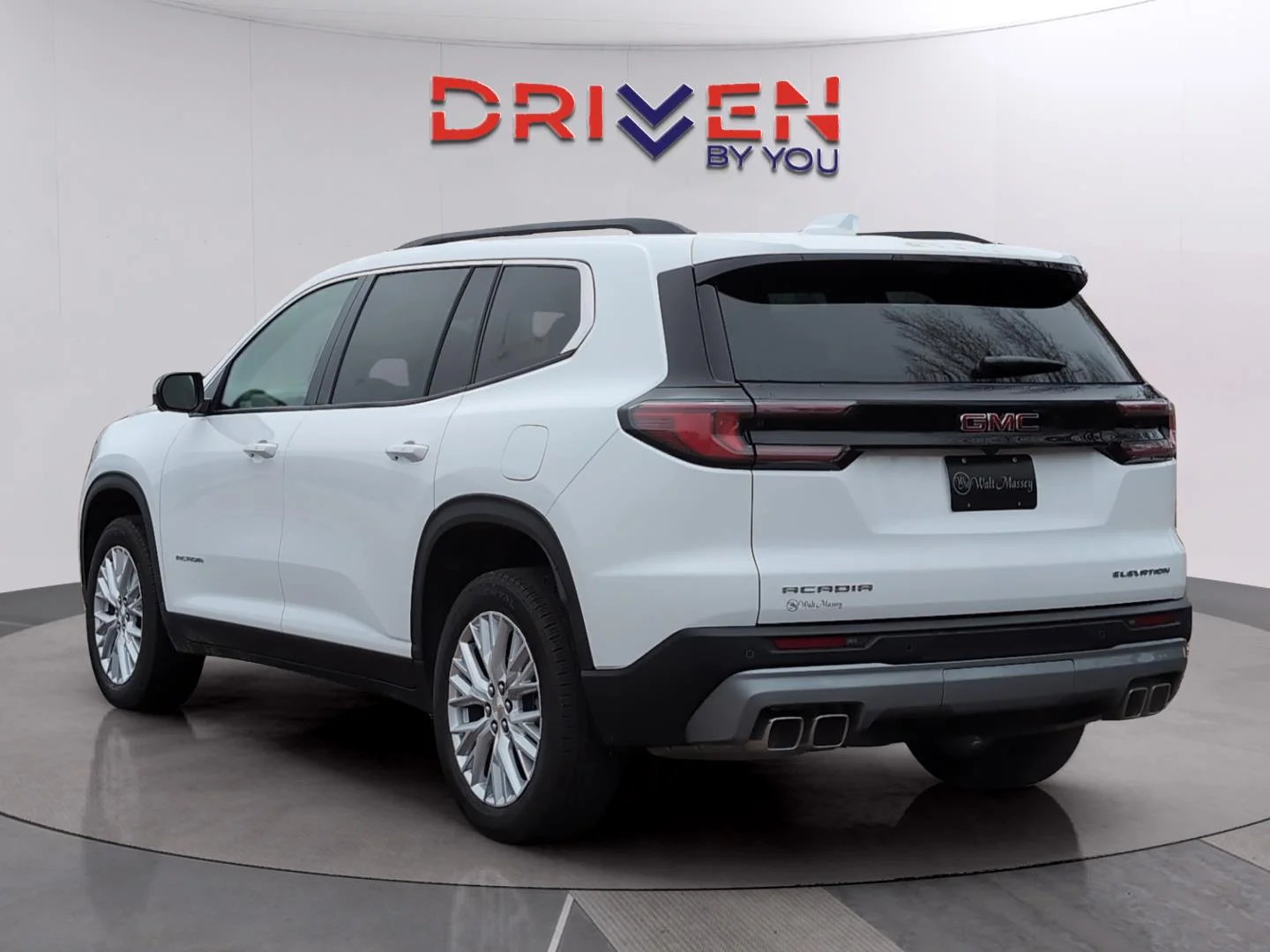 New 2026 Summit White GMC Elevation image 3