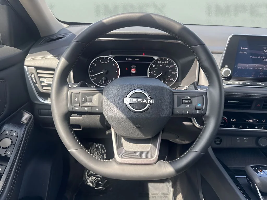 Used 2025 Blue Nissan SV image 13