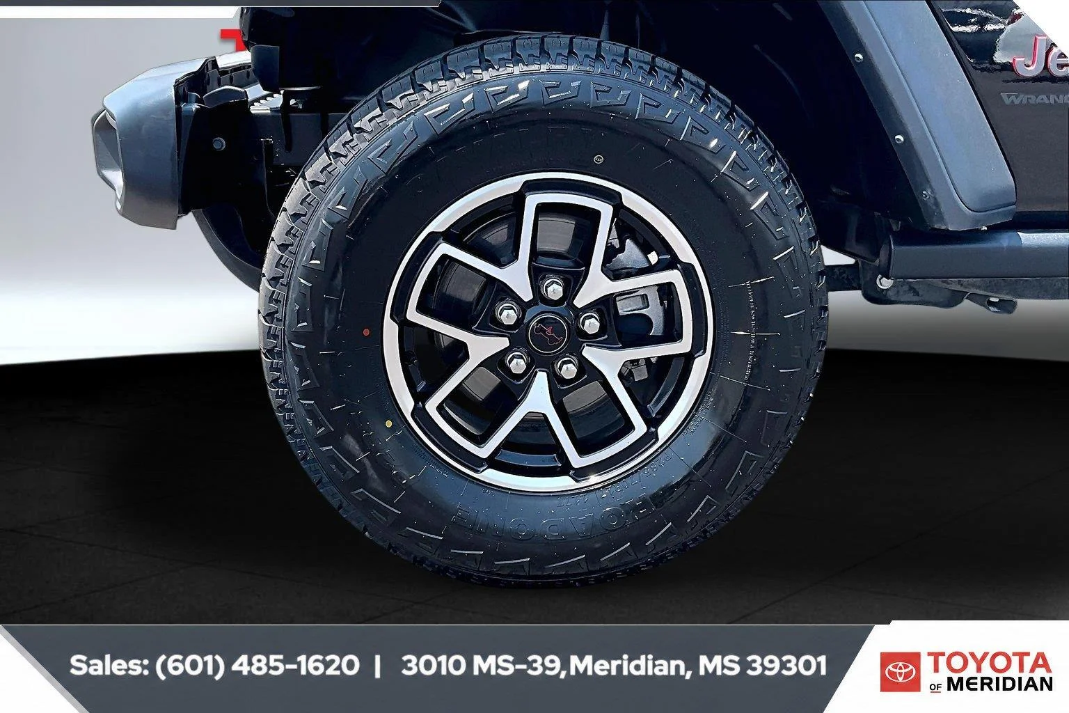 Used 2025 Black Clearcoat Jeep Rubicon image 7