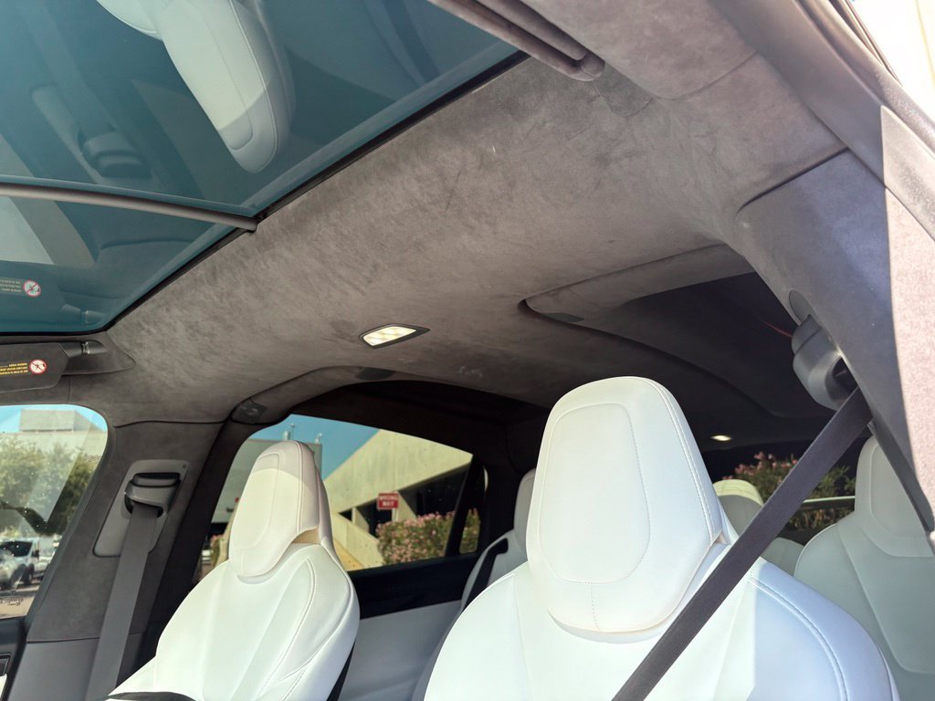 Used 2019 White Tesla Long Range image 9