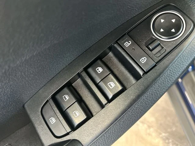 Certified Used 2025 Blue Kia LX image 17