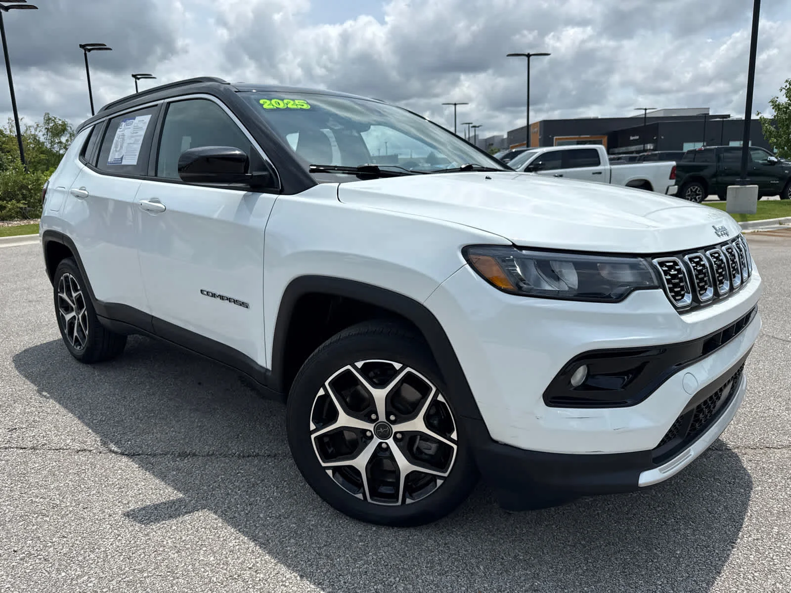 Used 2025 Jeep Compass Limited with VIN 3C4NJDCN2ST550016 for sale in Kansas City