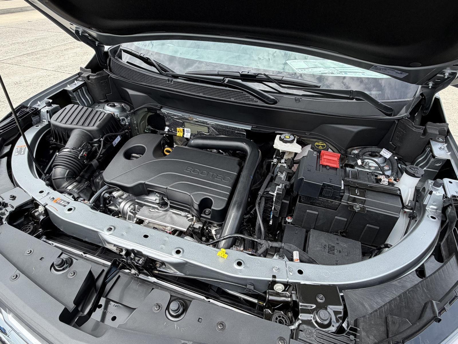 2027 Chevrolet Equinox LT - Photo 31