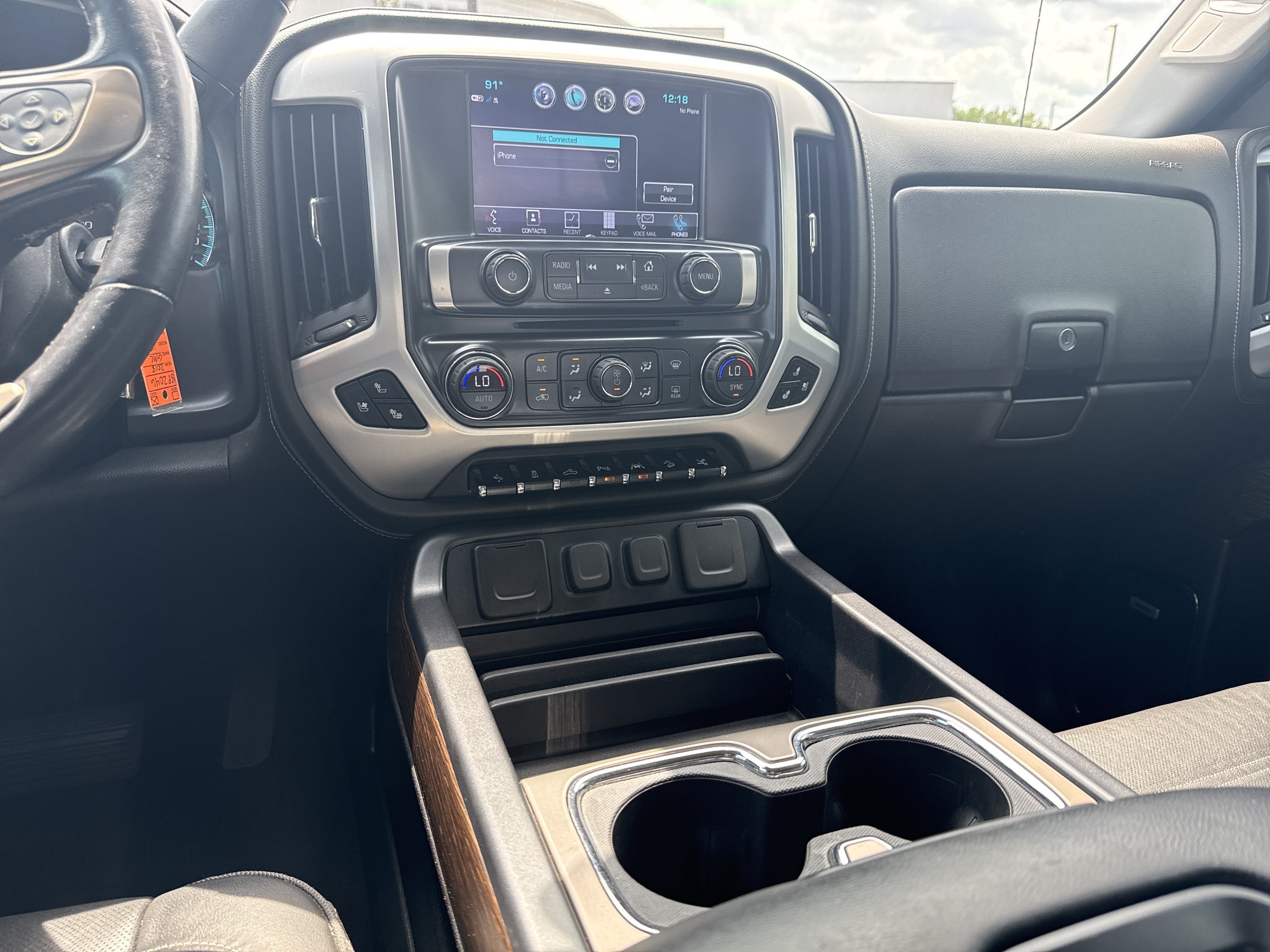 Used 2018 Onyx Black GMC Denali image 28