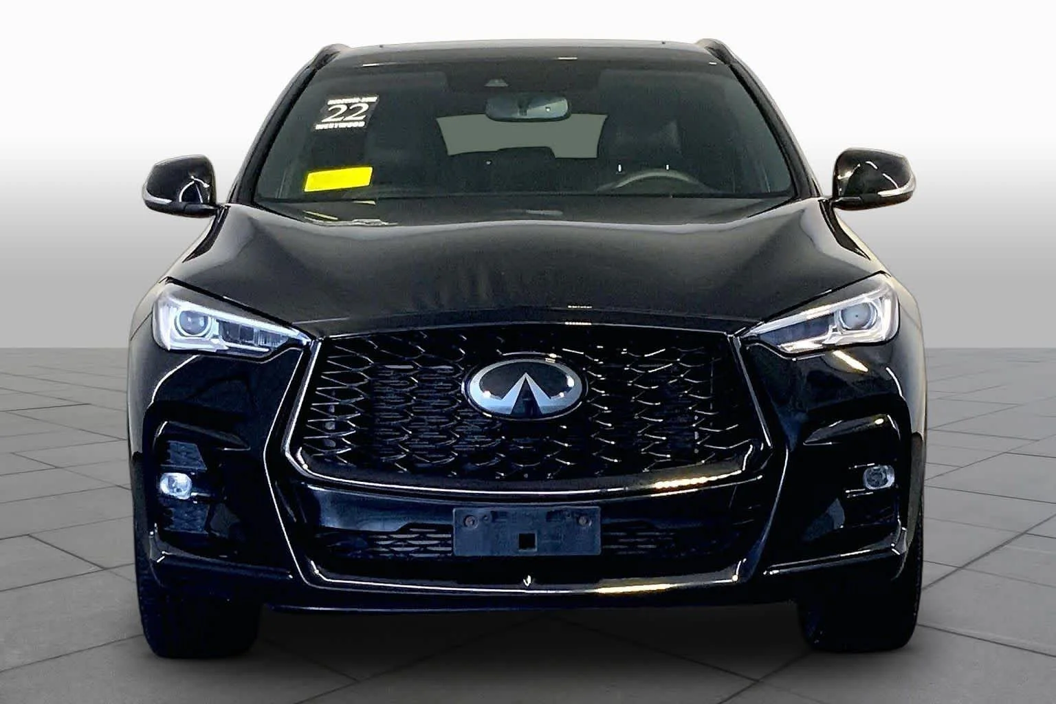 Used 2022 Mineral Black INFINITI LUXE image 4