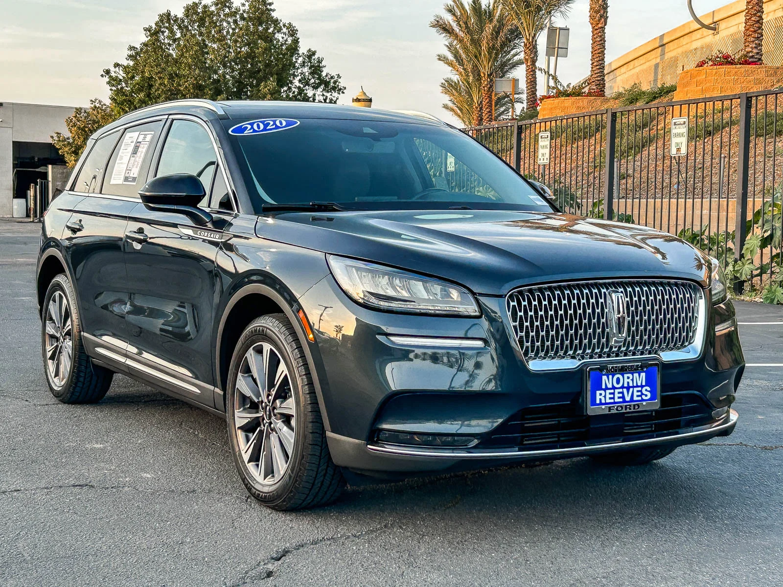 Used 2020 Blue Lincoln Reserve image 3