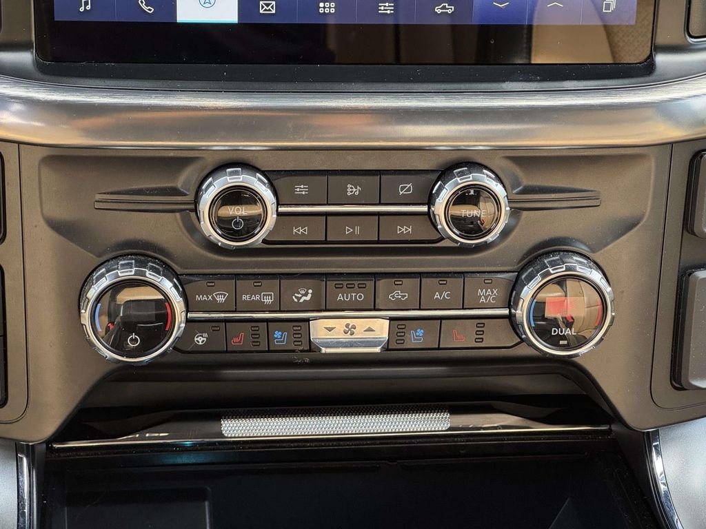 Used 2021 Blue Ford Lariat image 5