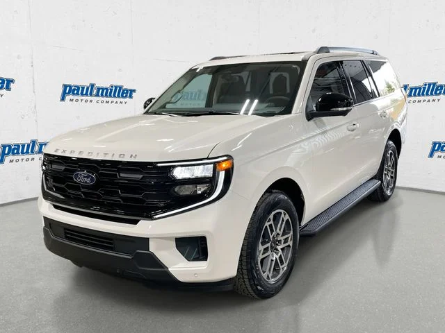 2025 Ford Expedition Active 4x4's photo