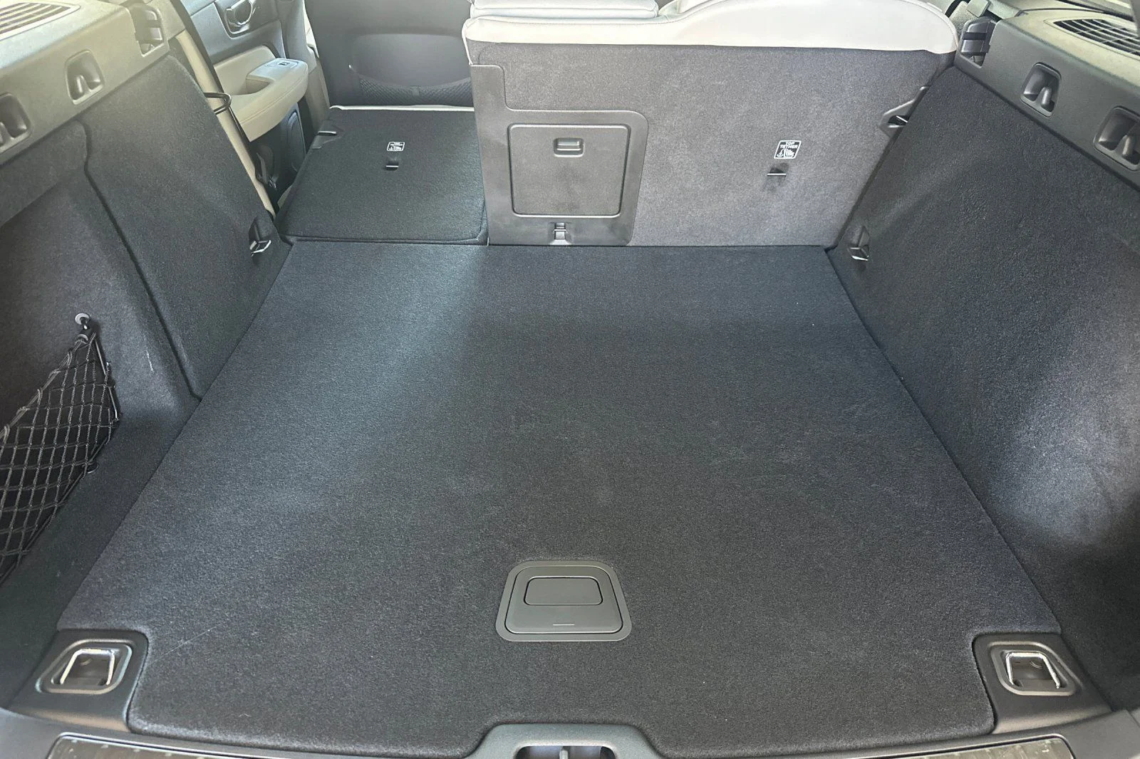 New 2026 Vapour Grey Volvo Ultra image 14