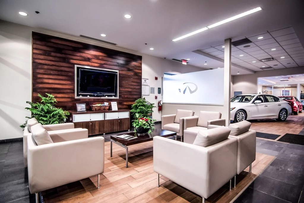 New 2027 2T RAD WHT INFINITI Sport AWD image 28