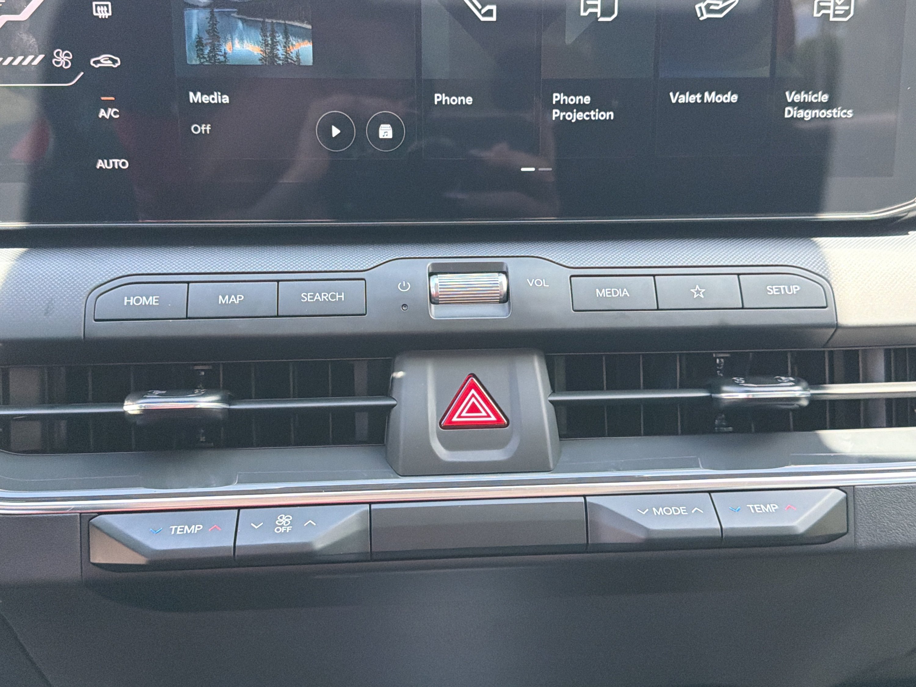 New 2026 Snow White Pearl Kia EX image 11