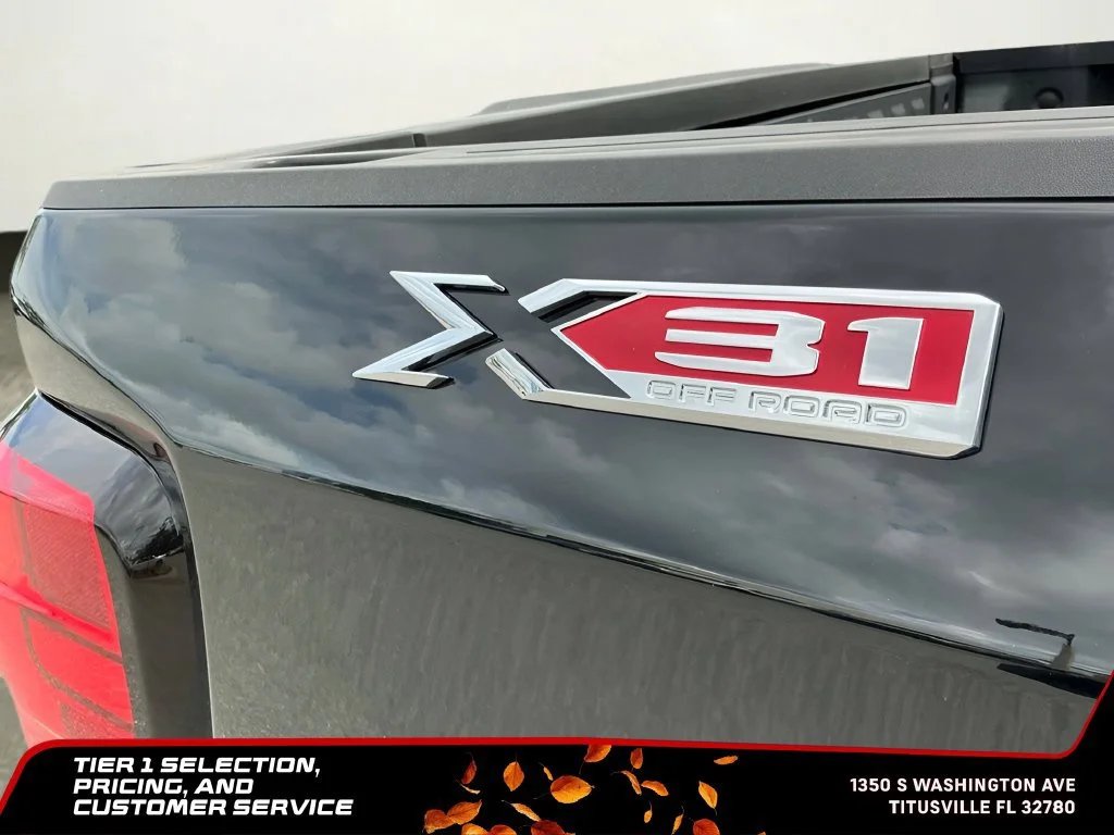 New 2026 Onyx Black GMC SLT image 41