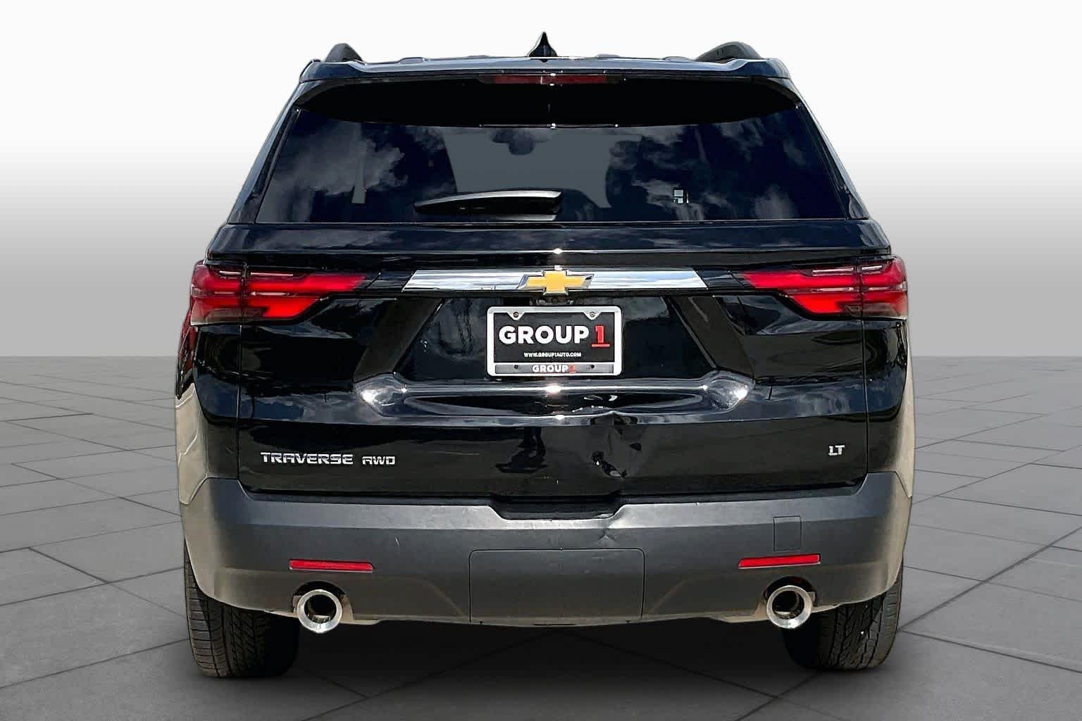 Used 2023 Mosaic Black Metallic Chevrolet LT Leather image 5