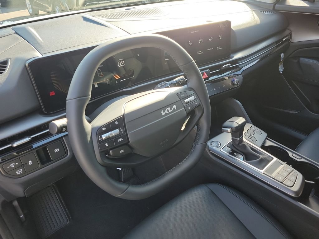 New 2026 Glacial White Pearl Kia EX image 24