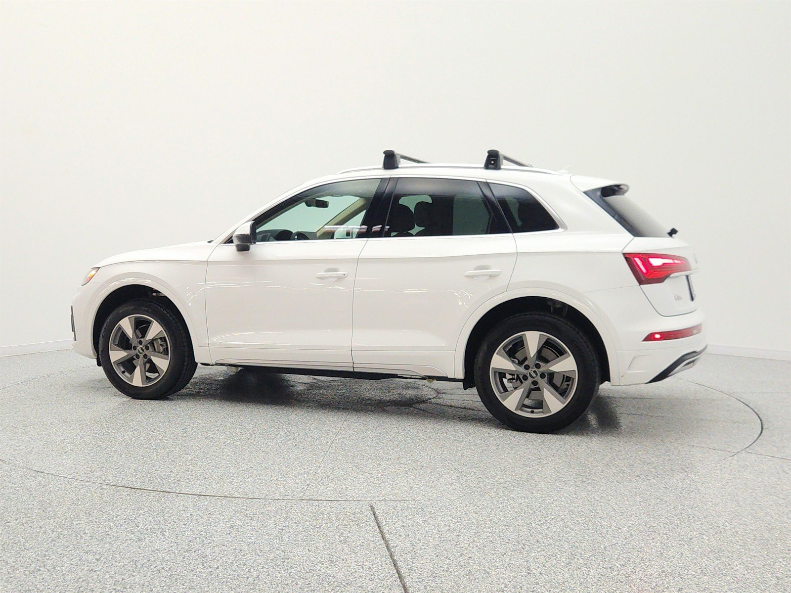 Used 2023 Ibis White Audi Premium 40 TFSI quattro image 8
