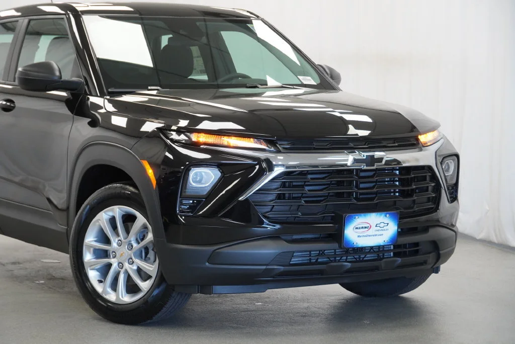 New 2026 Mosaic Black Metallic Chevrolet LS image 7
