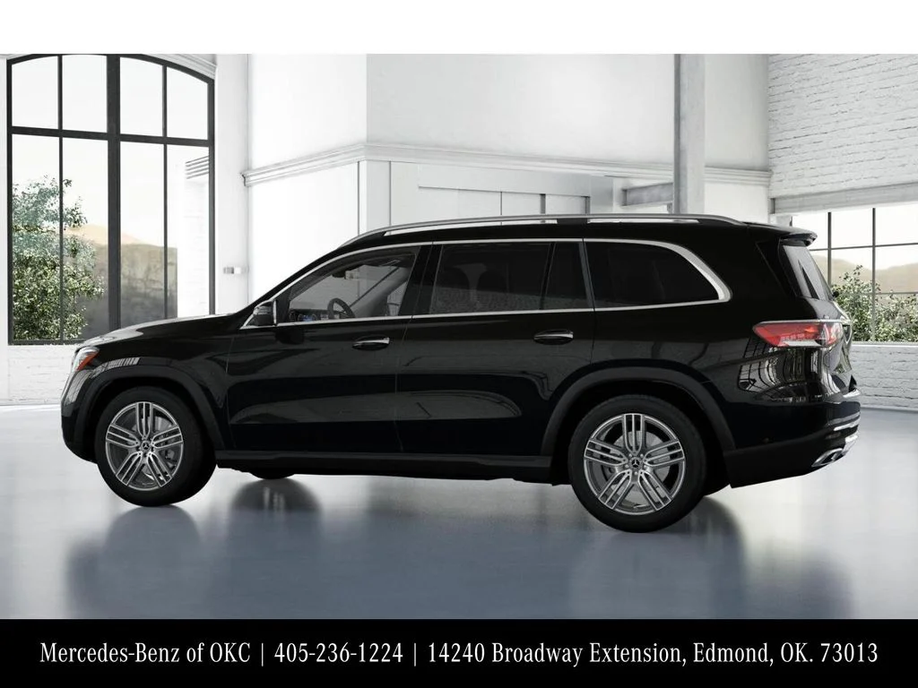Used 2026 Black Mercedes-Benz GLS 450 image 32