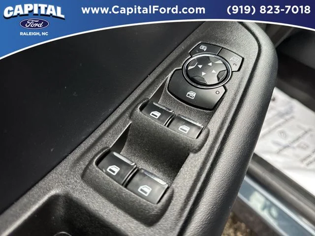 Used 2023 Blue Ford SEL image 21