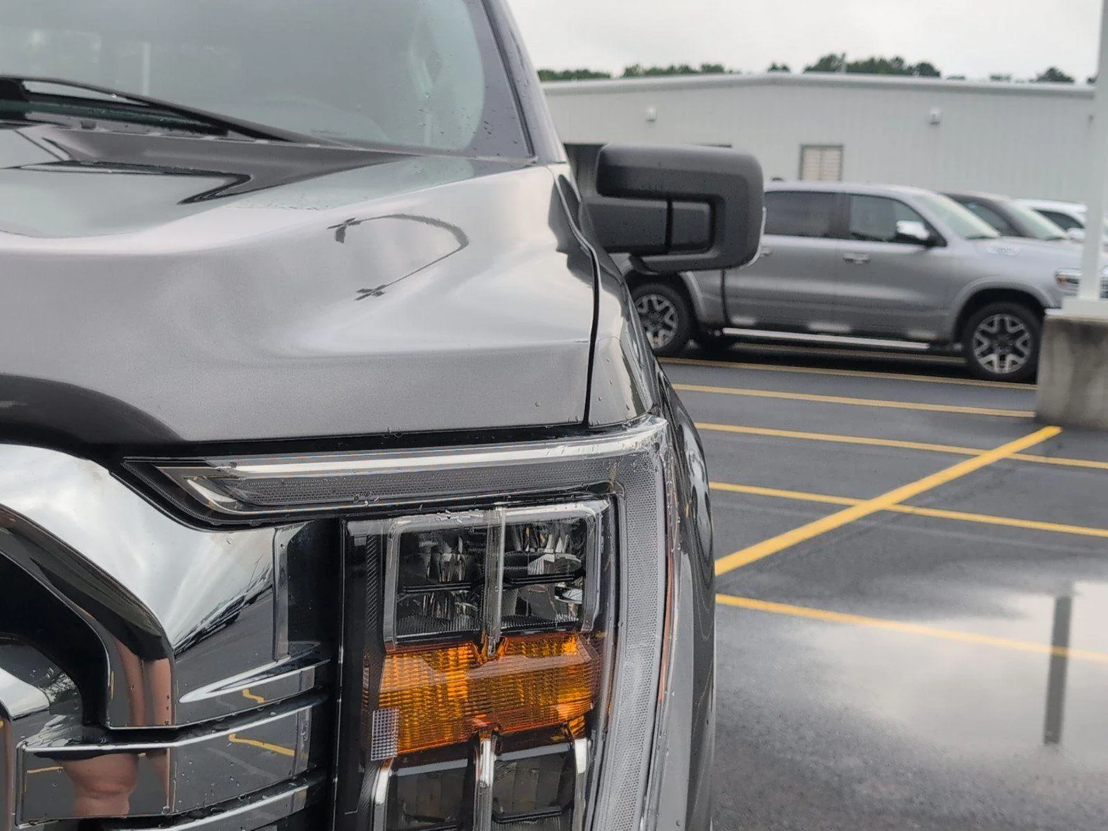 2023 Ford F-150 XLT - Photo 12