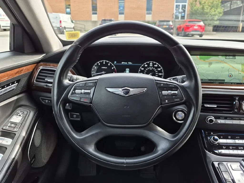 Used 2017 Gray Genesis 5.0 Ultimate image 15