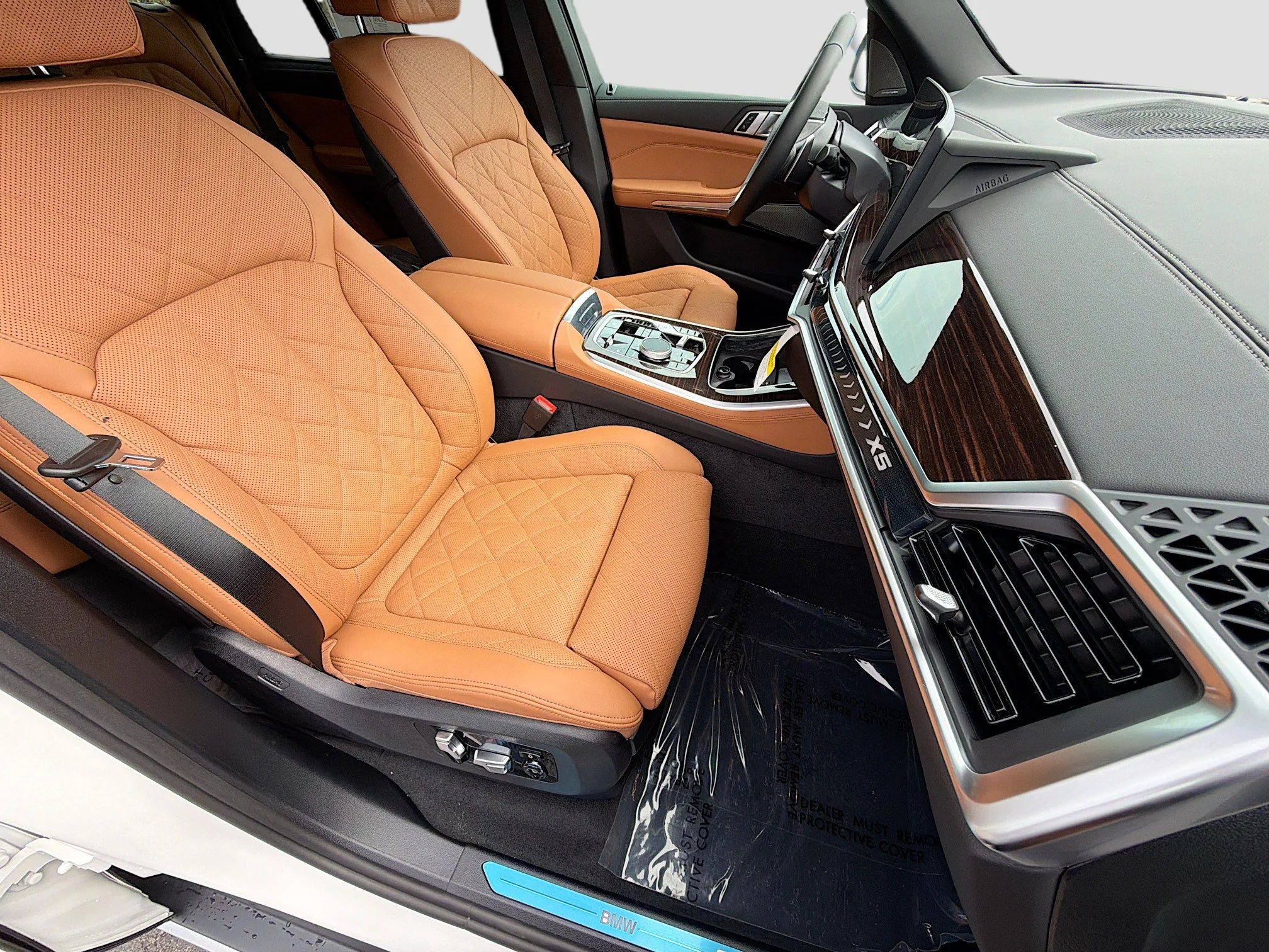 New 2026 Alpine White BMW xDrive40i image 15