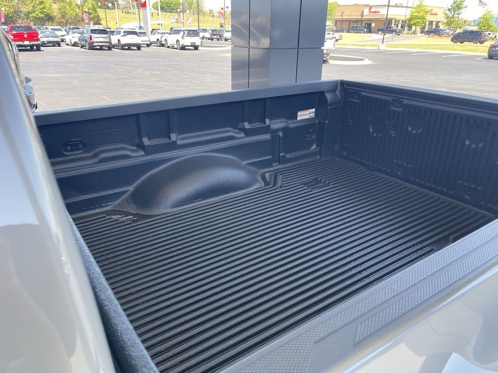 New 2026 Gray Nissan PRO-4X image 22