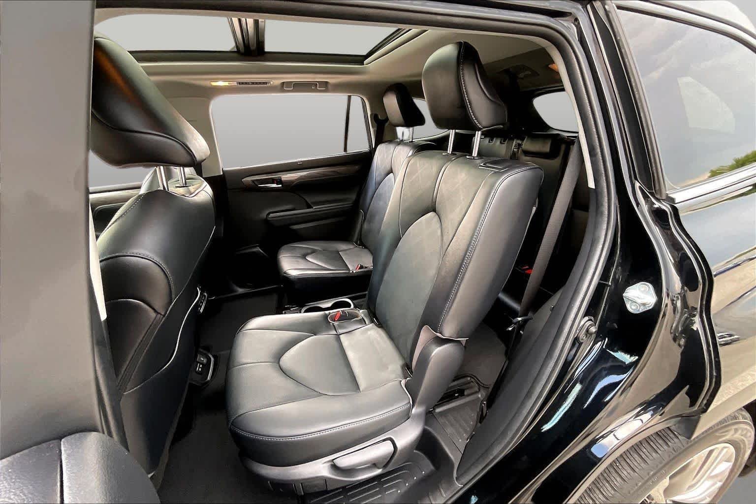 Used 2022 Midnight Black Metallic Toyota Platinum image 20