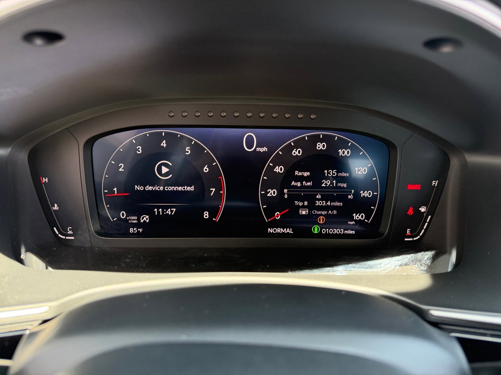 Used 2025 White Honda  image 15