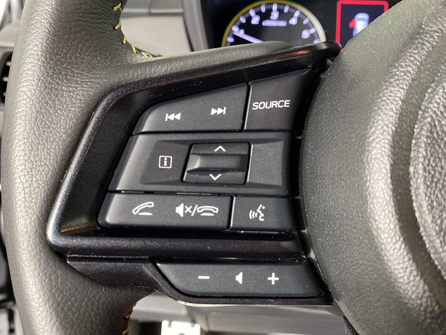 Used 2025 Ice Silver Metallic Subaru Sport image 26