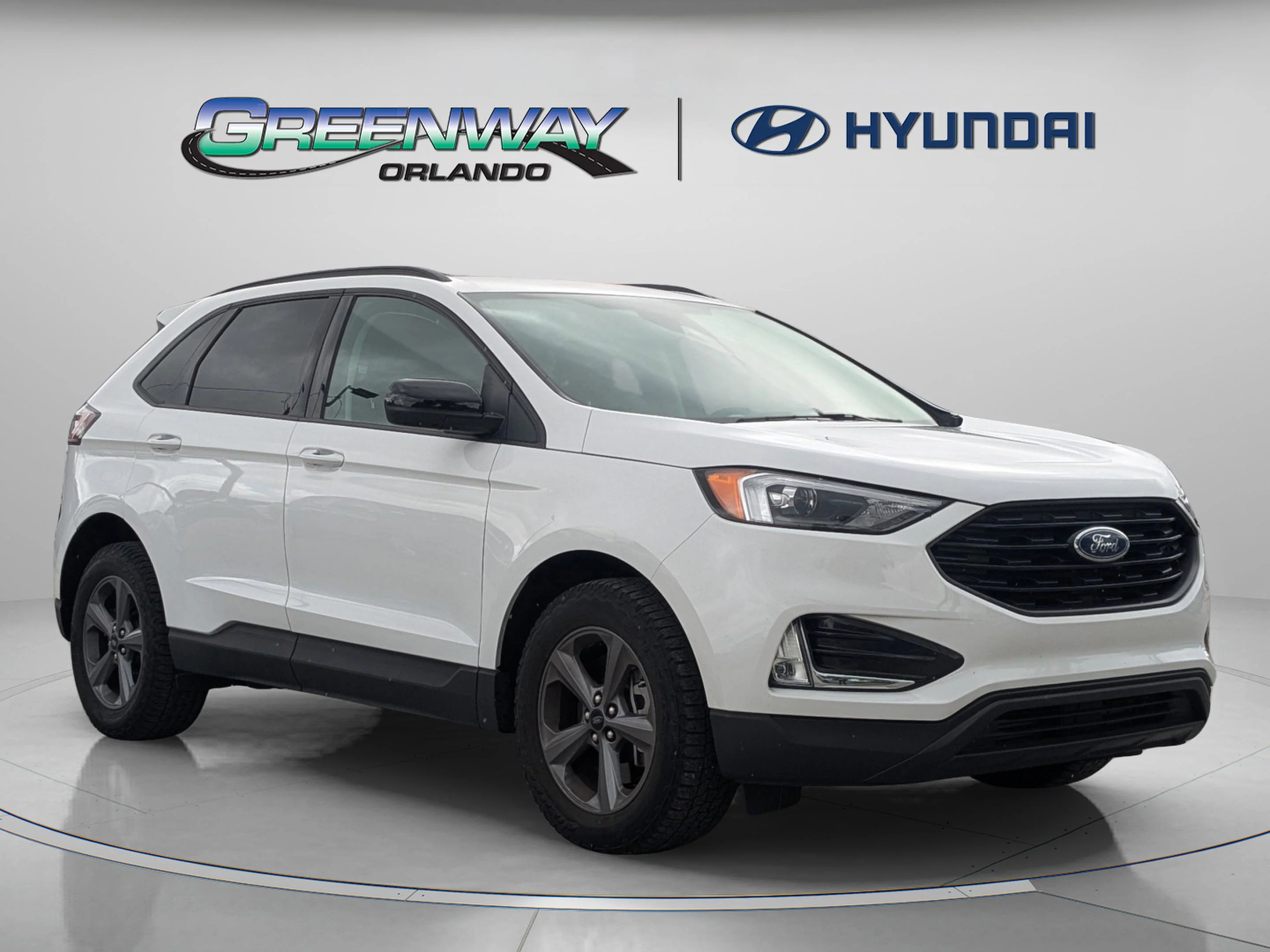 2024 Ford Edge SEL AWD's photo