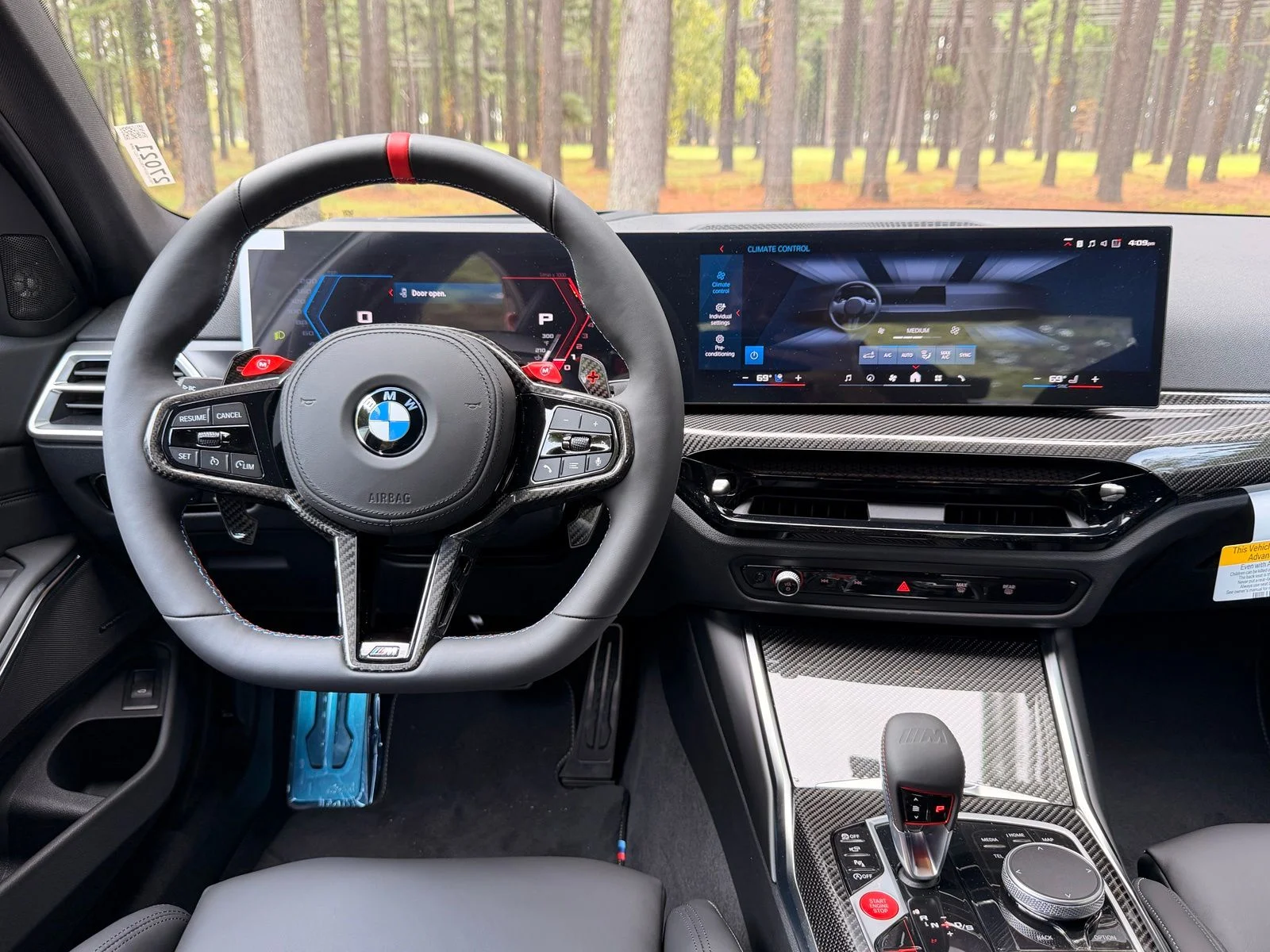 New 2027 Aventurin Red Metallic BMW Competition image 3