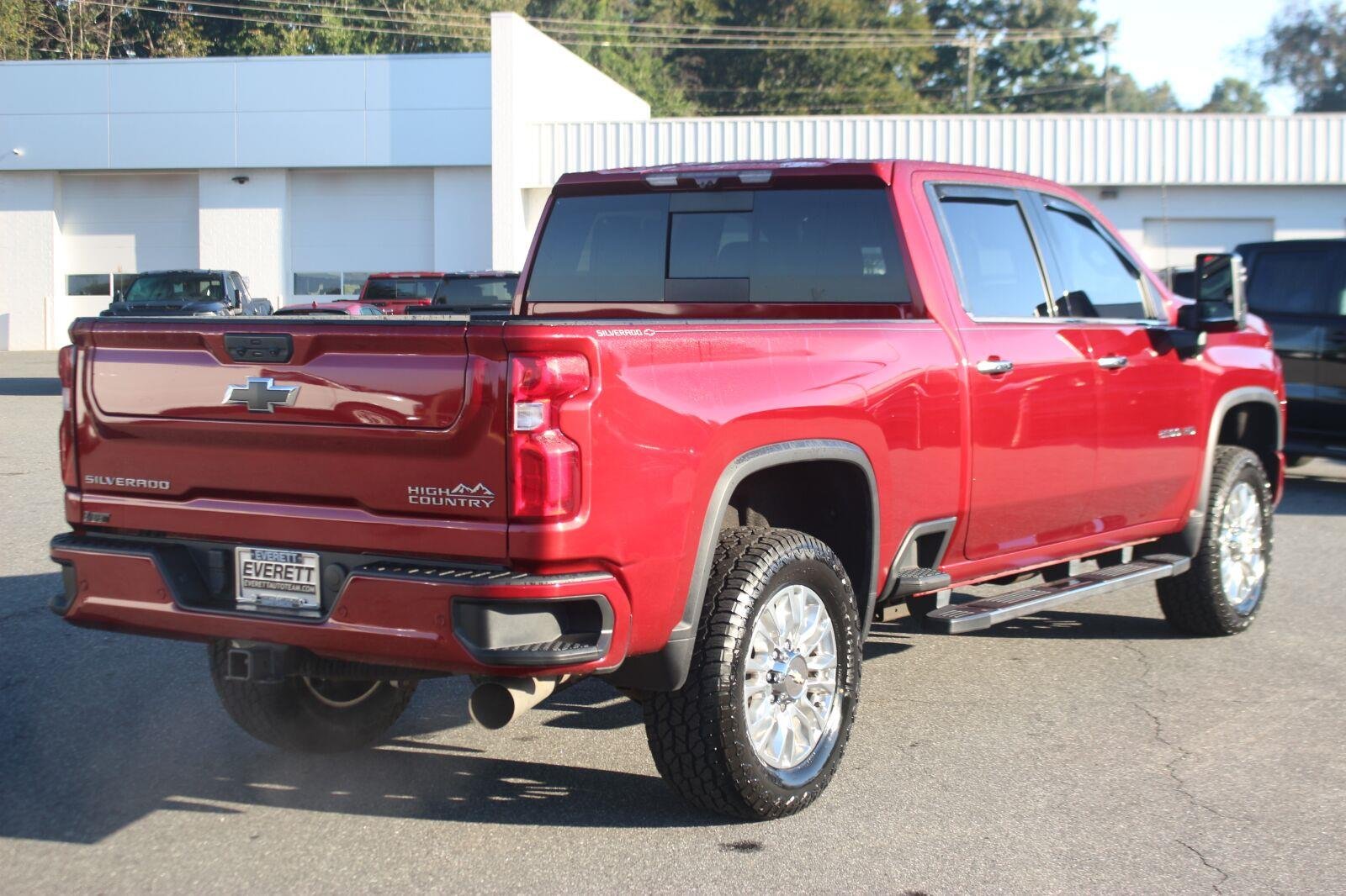 Used 2022 CHERRY RED TINTCOAT Chevrolet High Country image 7