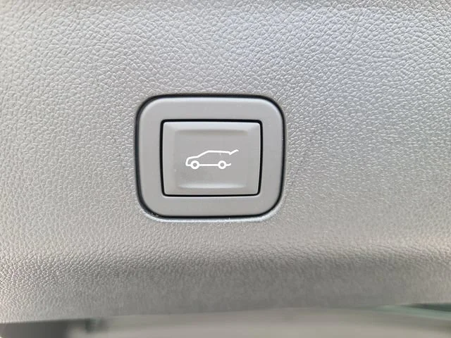 New 2026 Black Chevrolet LT image 10