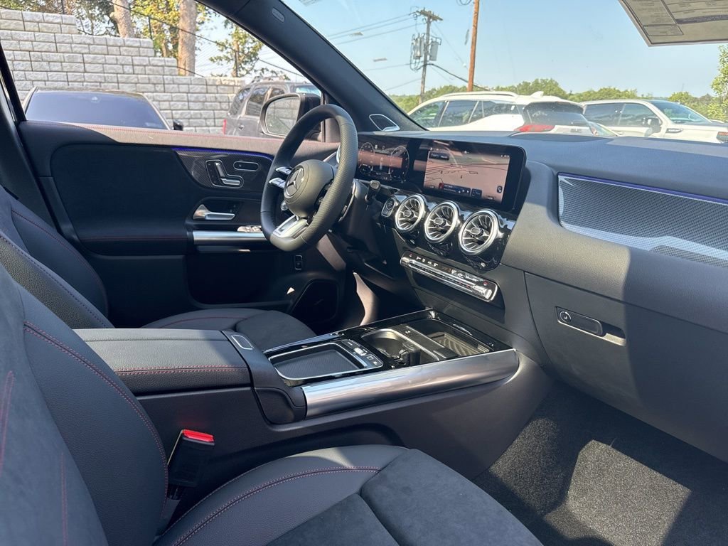 2026 Mercedes-Benz GLA AMG GLA 35 - Photo 104